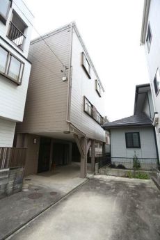 地下鉄桜通線「吹上」駅まで徒歩10分、複數(shù)沿線利用可能。通勤?通學やお出かけに便利な立地です。
