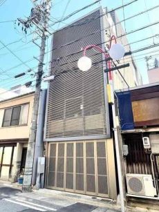 地下鉄鶴舞線「大須観音」駅徒歩3分他、複數(shù)路線利用可能。「名古屋」駅方面へのアクセスも良好です。