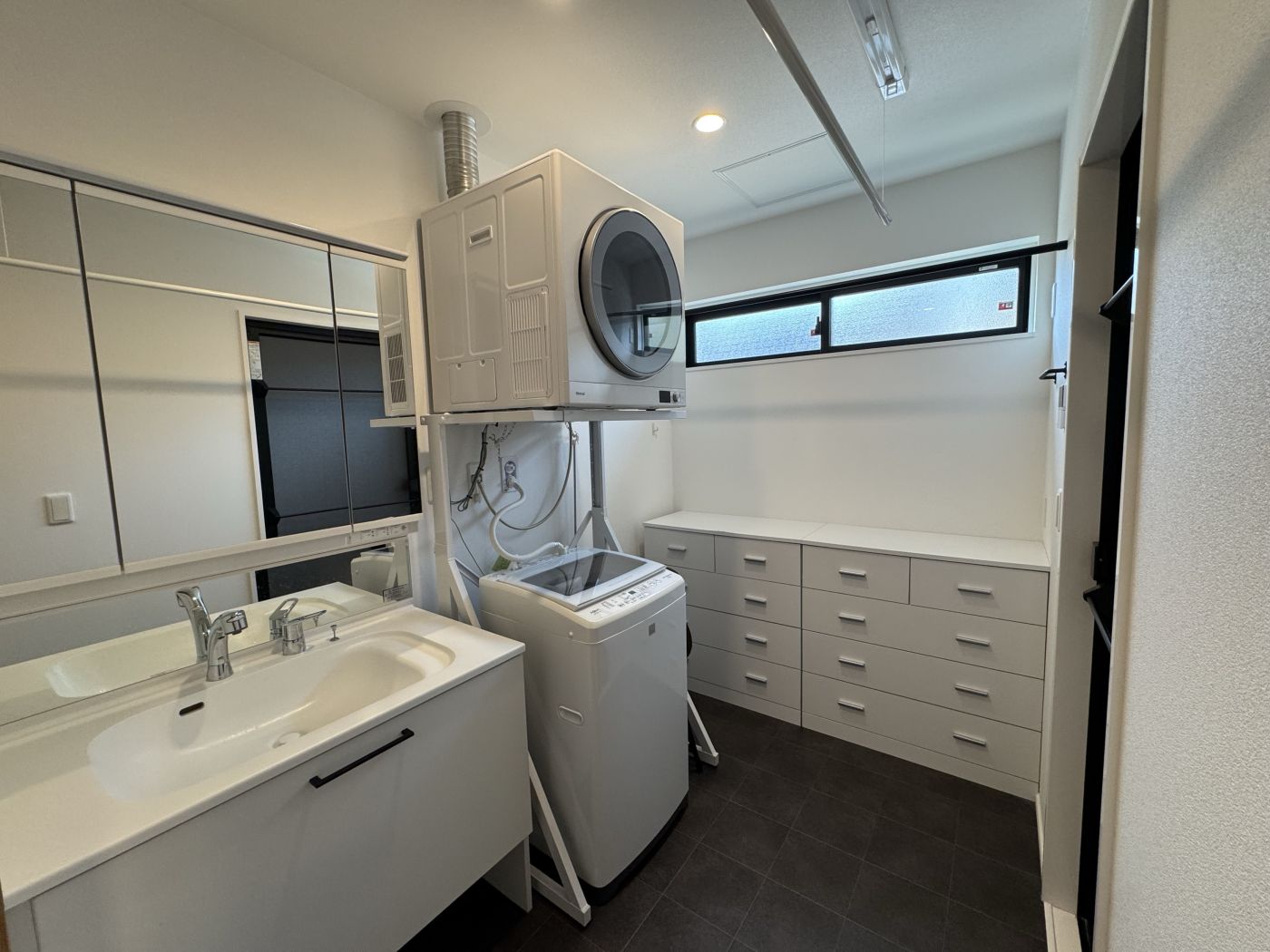 洗面室 寫真撮影日：8/1/25, 12:00?AM