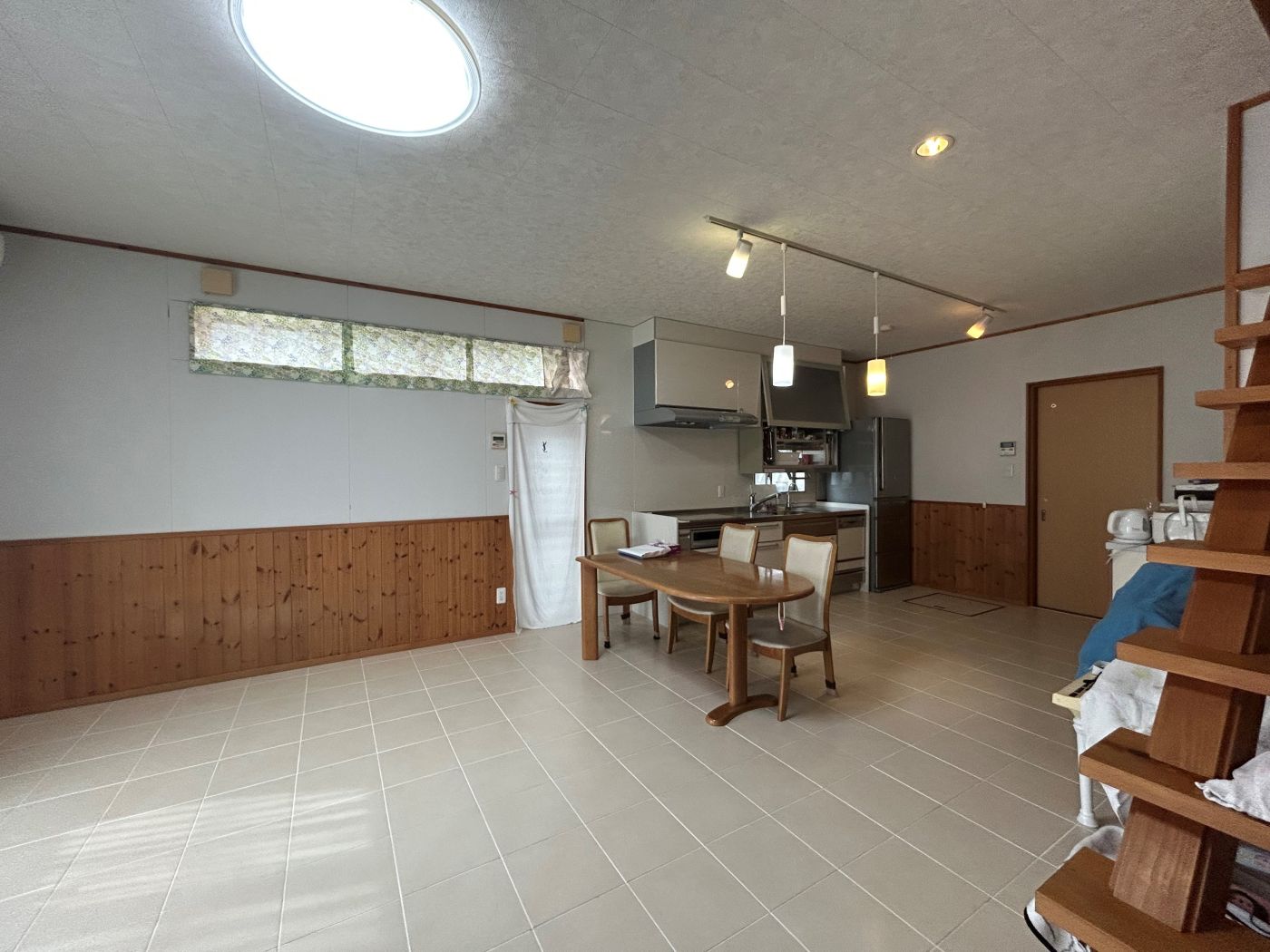 ダイニング 寫真撮影日：11/1/25, 12:00?AM