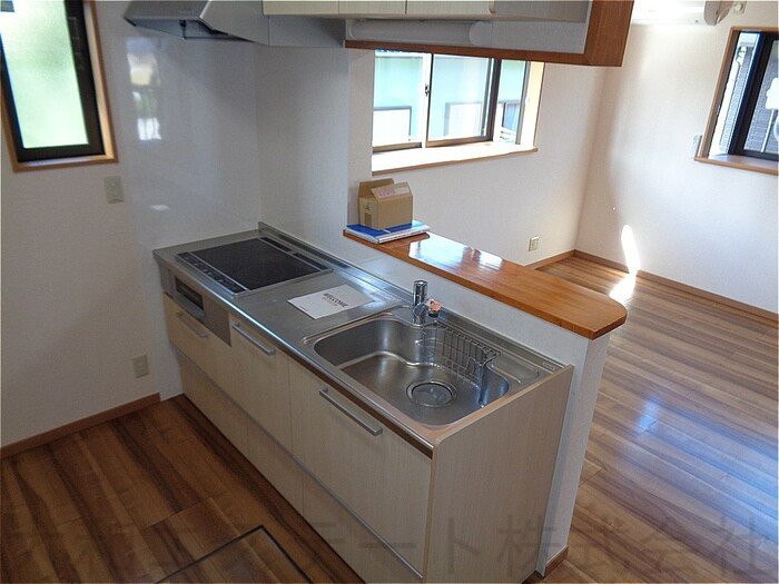 キッチン(コーポフロンティアII咲)