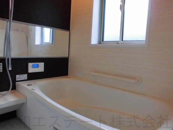 バス(クイーンズコート春)