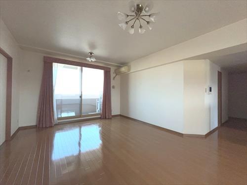 ＬＤＫ約２１．４帖