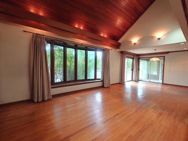 リビング  寫真撮影日：2025-11-05