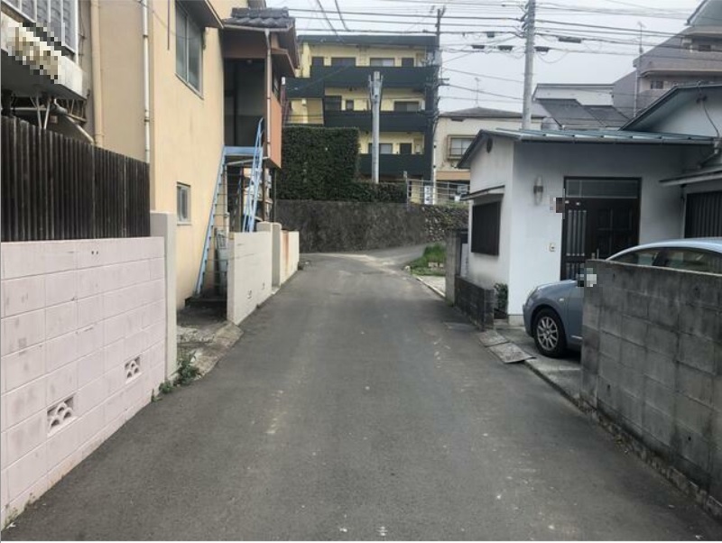 前面道路（西側(cè)） 寫真撮影日：3/20/23, 12:00?AM