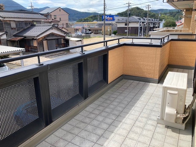 バルコニー 寫真撮影日：10/5/25, 12:00?AM