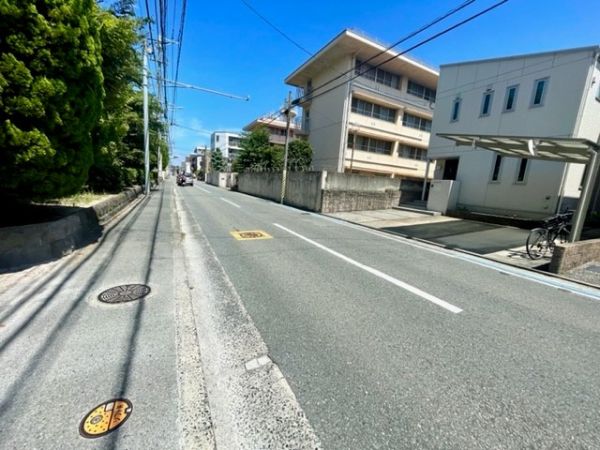 前面道路含む現地寫真  寫真撮影日：2024-08-25