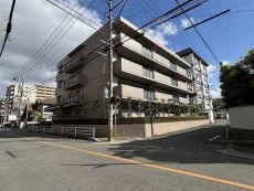 1996年築、総戸數13戸、三菱地所分譲のマンション