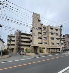 地下鉄空港線「室見」駅まで徒歩約7分、便利な住環境