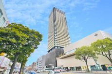 地下鉄空港線「西新」駅直結(jié)の好立地。2021年1月築、地上39階建?SRC構(gòu)造タワーレジデンス。