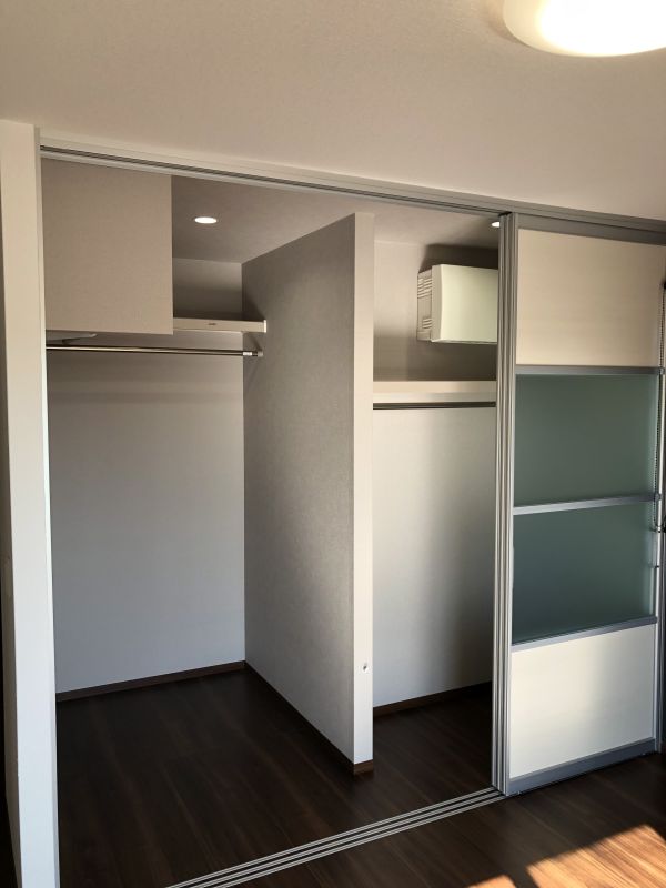 ウォークインクローゼット　撮影年月：令和6年11月