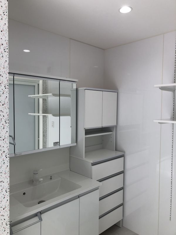 2階洗面化粧臺　撮影年月：令和6年11月