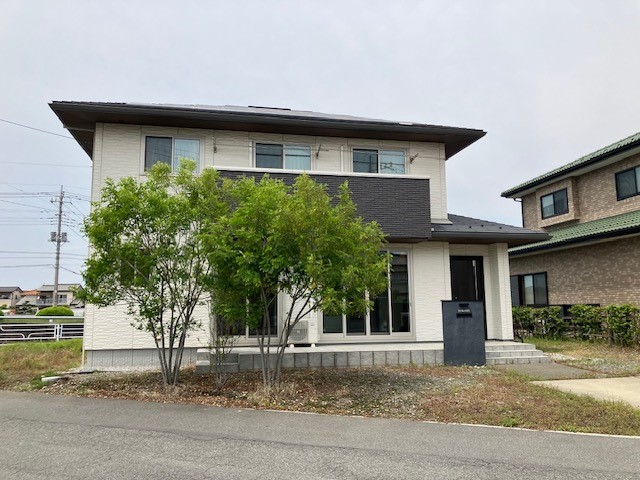 建物外観寫真（正面から） 寫真撮影日：5/23/25, 12:00?AM