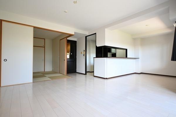 2018年4月に全居室フローリング?クロス張替などのリフォーム履歴有。大変丁寧に使用されてます。