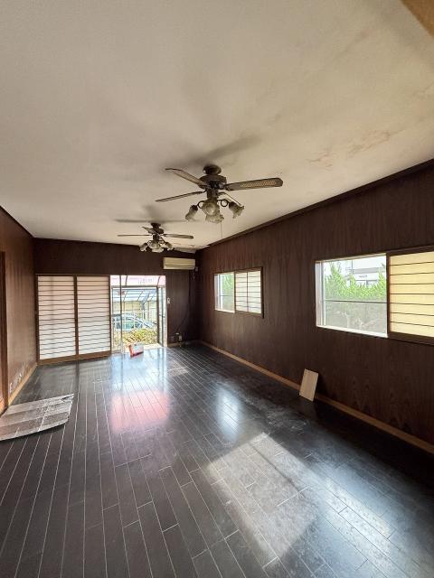 リビング  寫真撮影日：2025-10-05