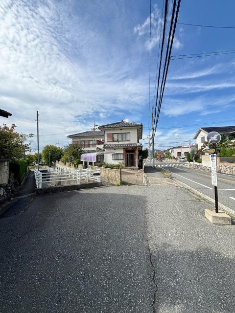 前面道路含む現(xiàn)地寫真  寫真撮影日：2025-10-05