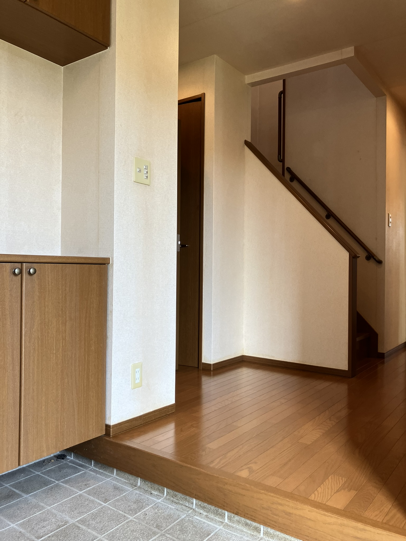 玄関ホール 寫真撮影日：6/1/25, 12:00?AM