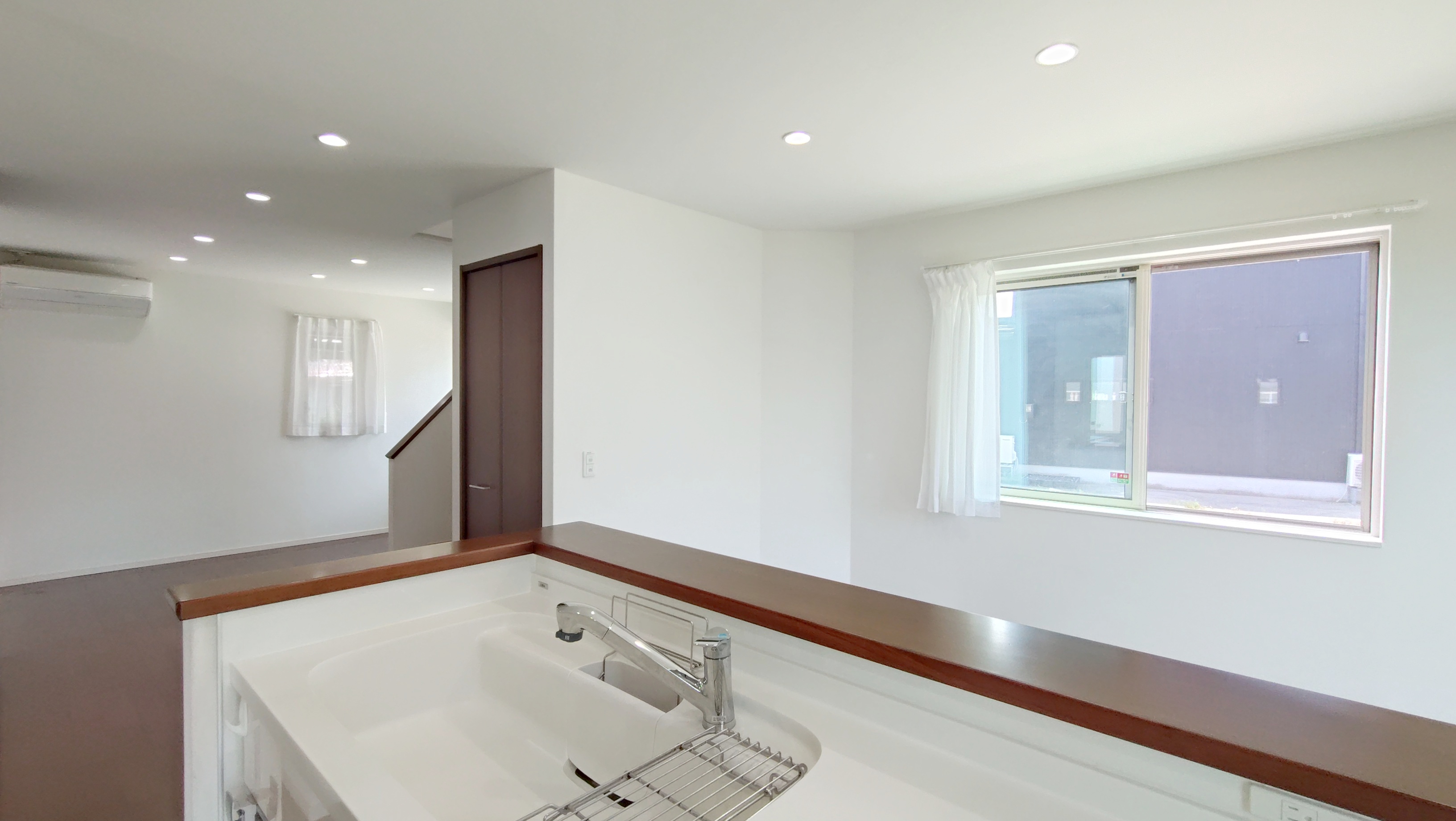 ２０２５年５月撮影　※寫真內のカーテンは価格に含まれません。