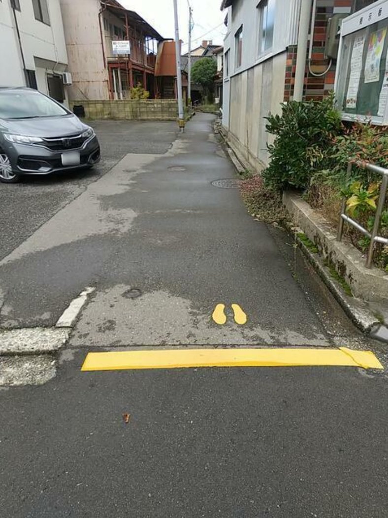 前面道路（南側進入箇所）