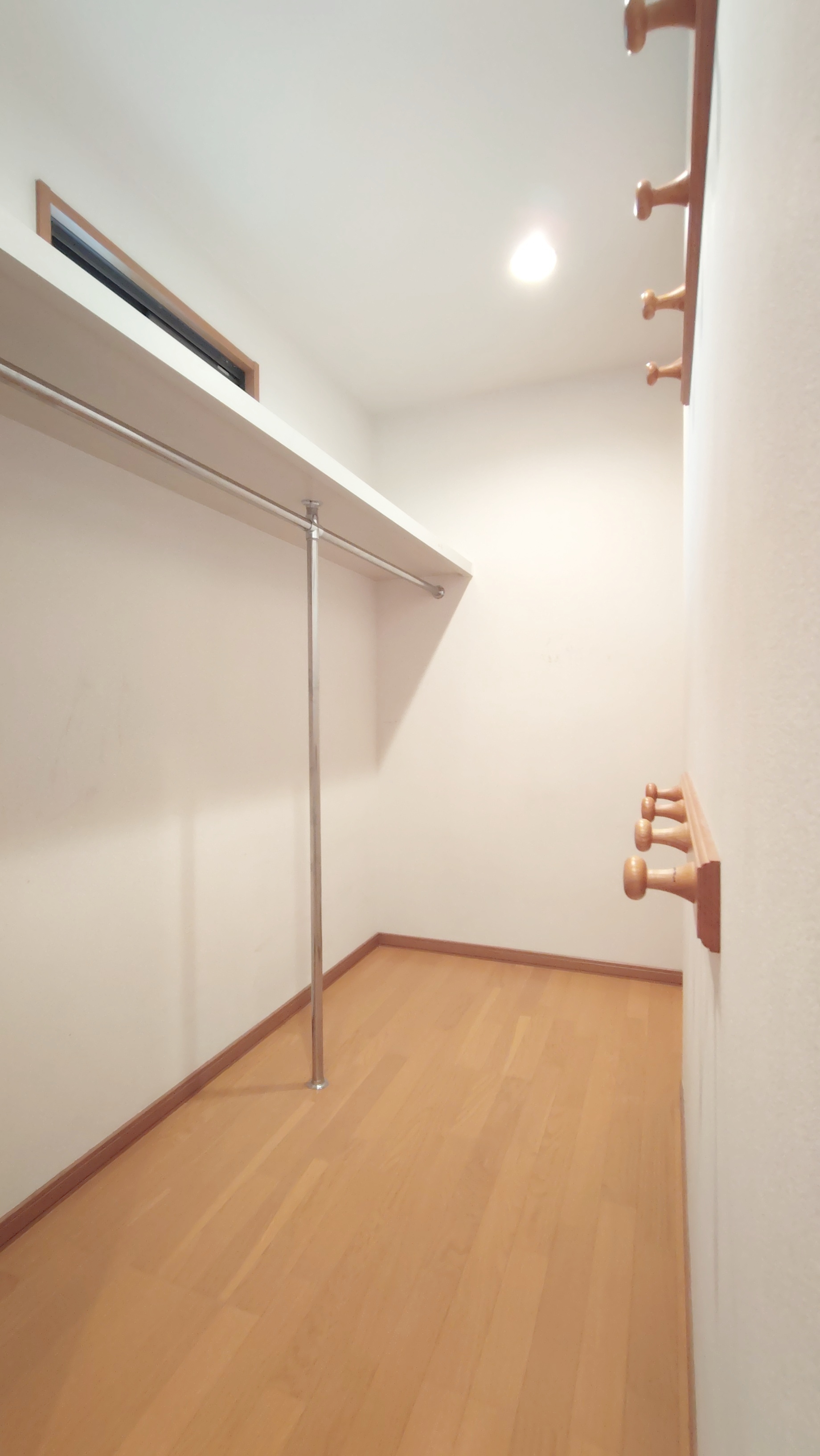 １階ウォークインクローゼット　２０２５年７月撮影