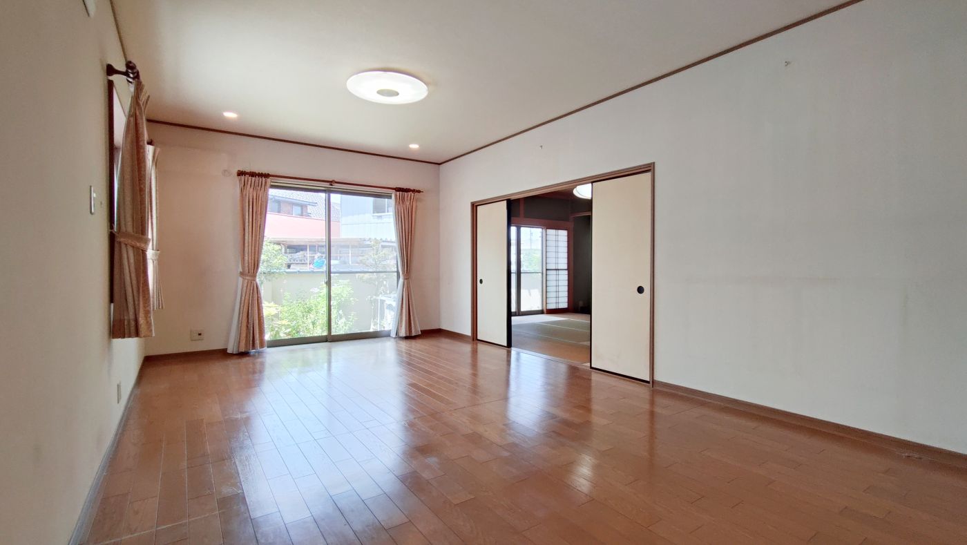 ２０２５年６月撮影　※寫真內のカーテンは価格に含みます。