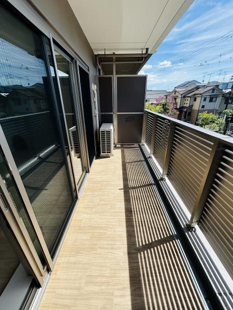 バルコニー  寫真撮影日：2025-08-01