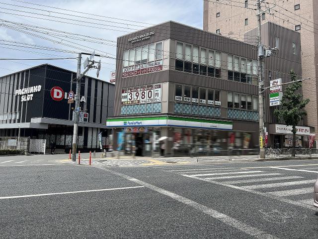 ファミリーマート山科區役所前店 449m 寫真撮影日：2025-08-01