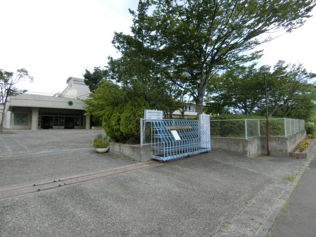 仙臺市立住吉臺小學校 640m 寫真撮影日：2025-09-01