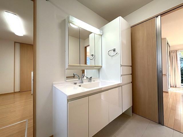 洗面臺?洗面所  寫真撮影日：2025-10-17