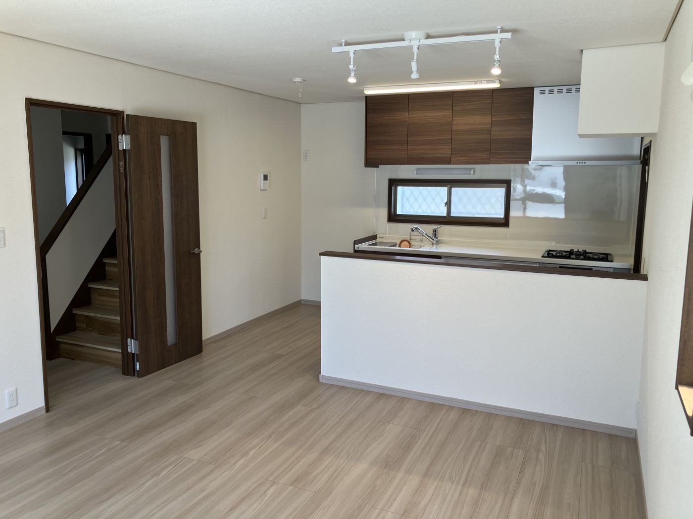 LDK 寫真撮影日：6/29/25, 12:00?AM