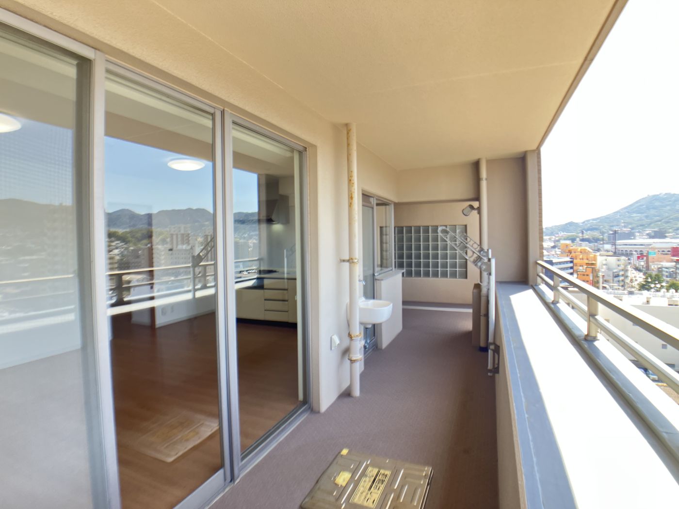 バルコニー 寫真撮影日：4/6/25, 12:00?AM