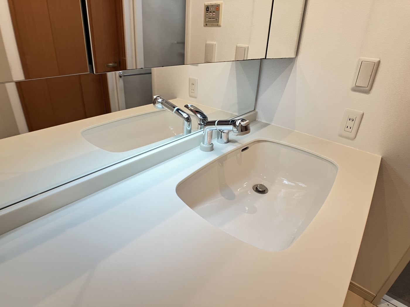 洗面化粧臺 寫真撮影日：4/6/25, 12:00?AM