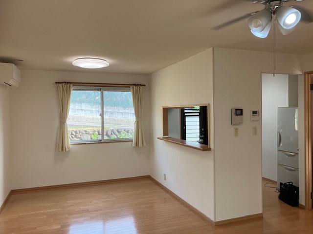 ダイニング 寫真撮影日：8/1/25, 12:00?AM