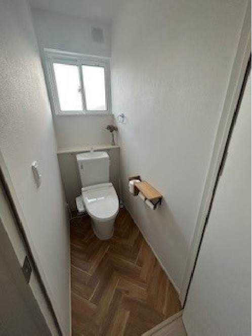 トイレ 寫真撮影日：10/10/25, 12:00?AM