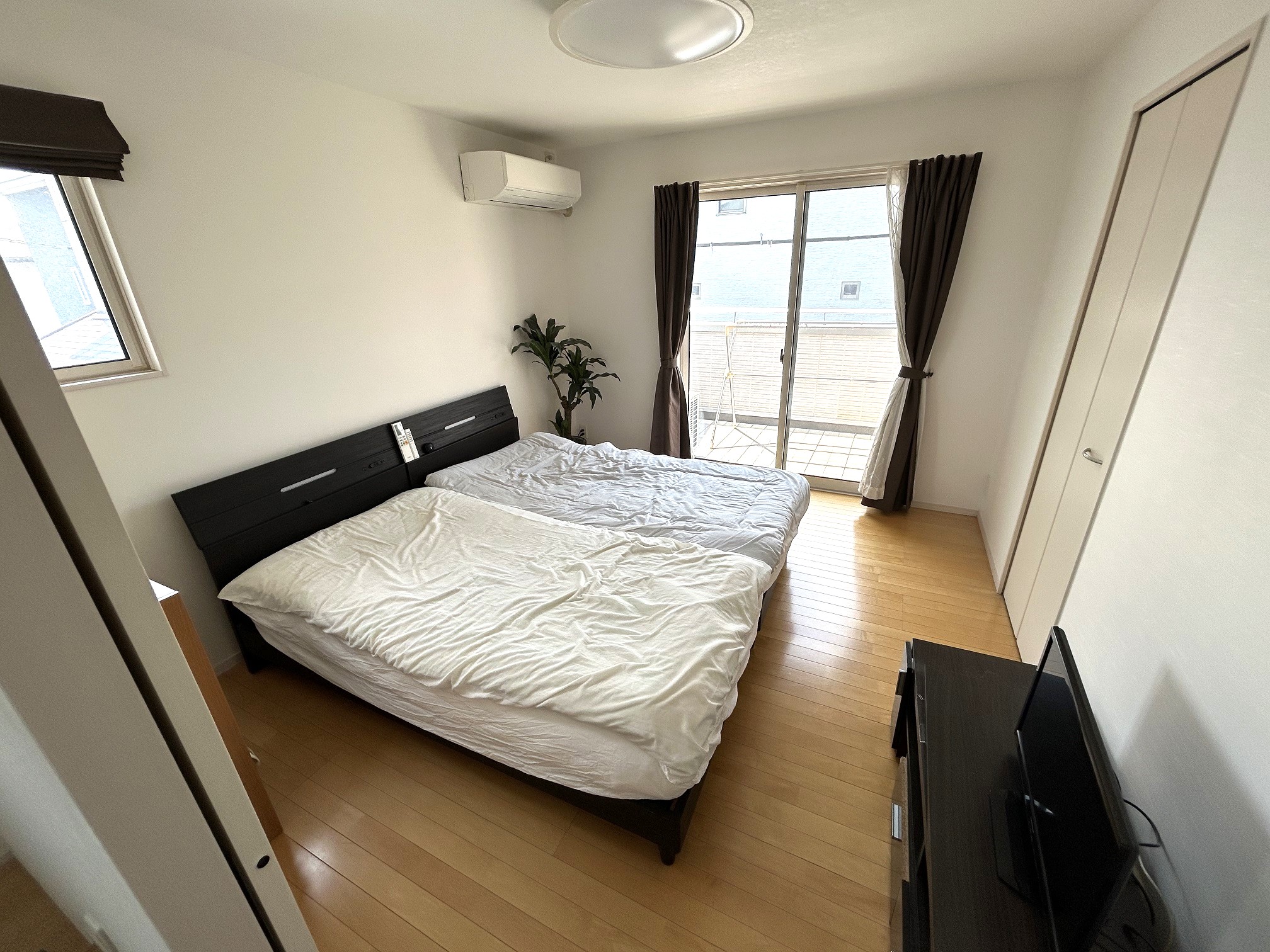 主寢室 寫真撮影日：6/1/25, 12:00?AM