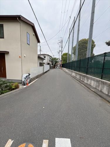 北側(cè)道路