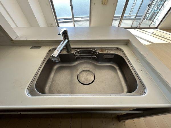 キッチン內水道