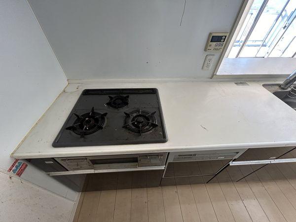 キッチン內ガスコンロ