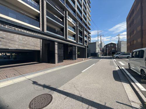 エントランス?前面道路