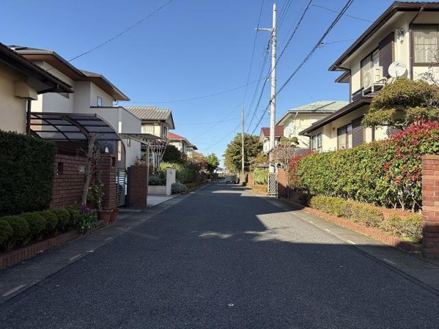 前面道路含む現地寫真  寫真撮影日：2025-10-30