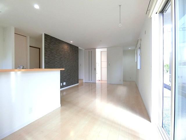 リビング  寫真撮影日：2025-11-03