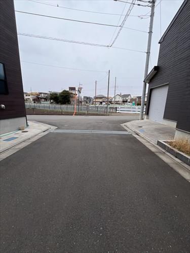 西側前面道路（２）撮影２０２４／３