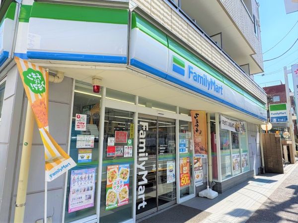 ファミリーマート蓮根駅前店  400m 寫真撮影日：2025-04-07 