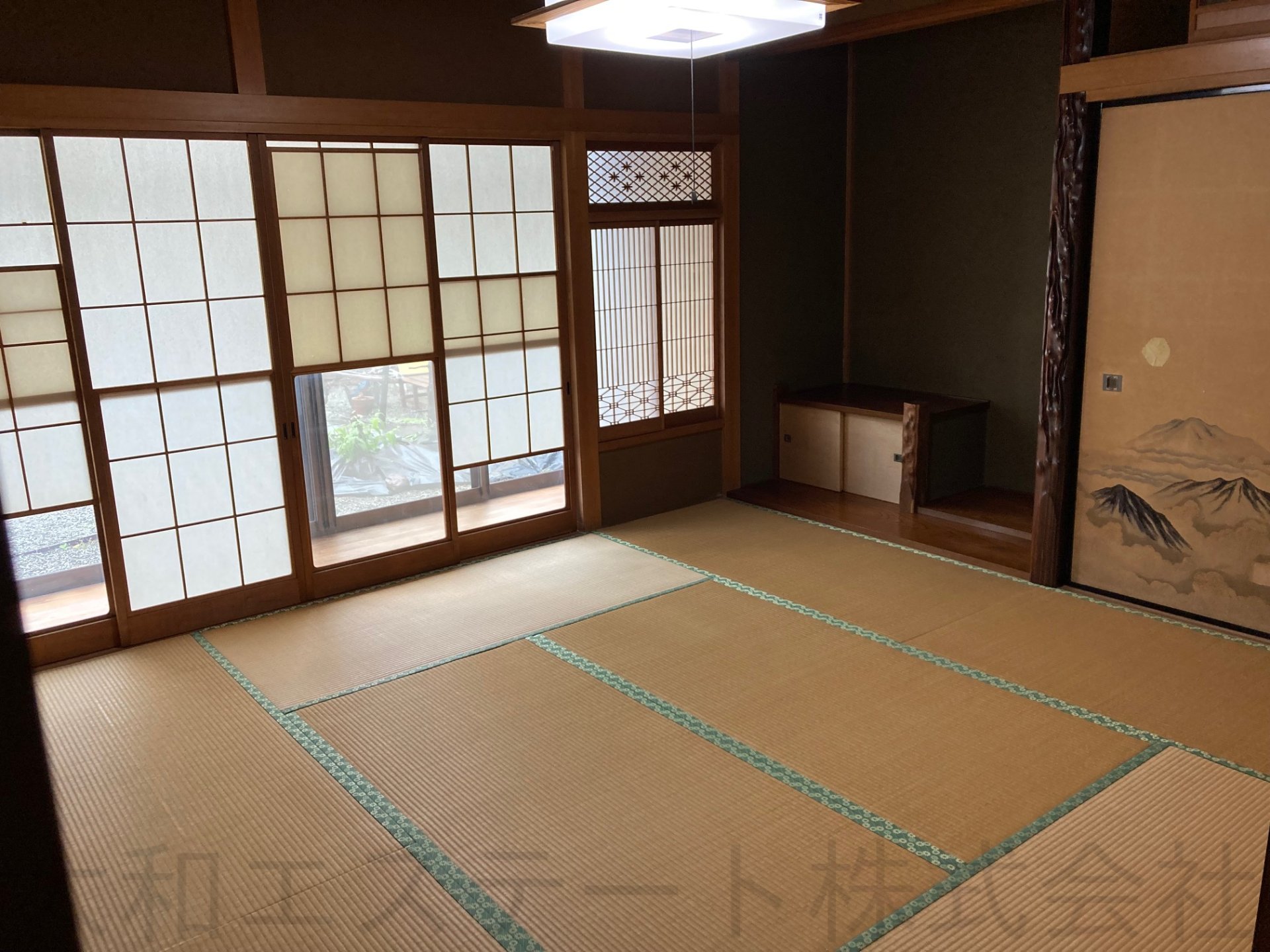 室內(nèi)