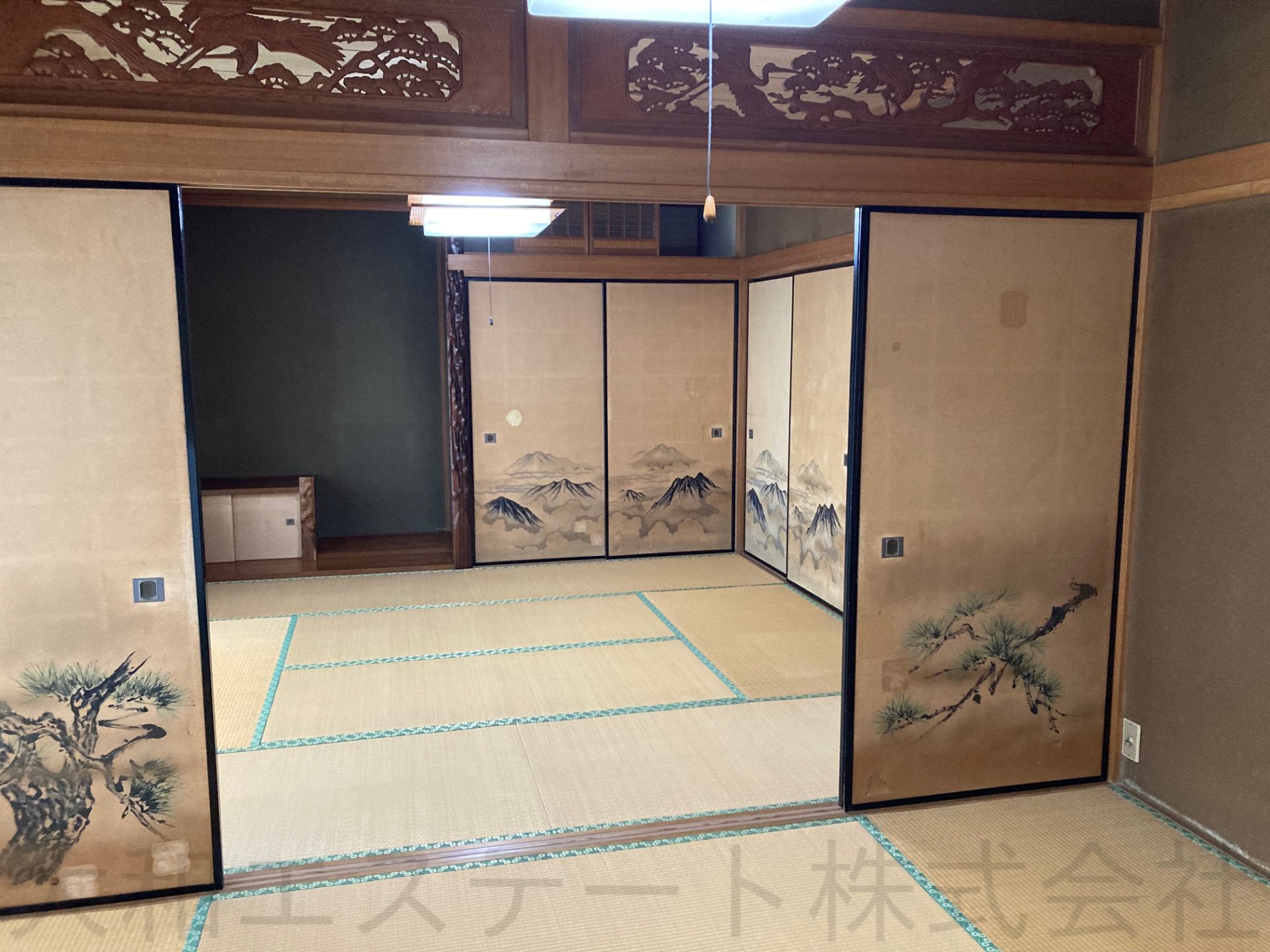 室內(nèi)