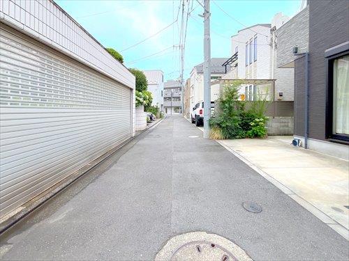 現地含む前面道路（２０２５年７月撮影）