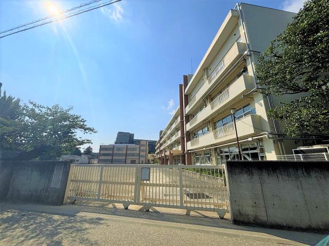 調布市立上ノ原小學校 220m 寫真撮影日：2025-09-08