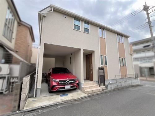 西側外観（２０２５年１１月撮影）