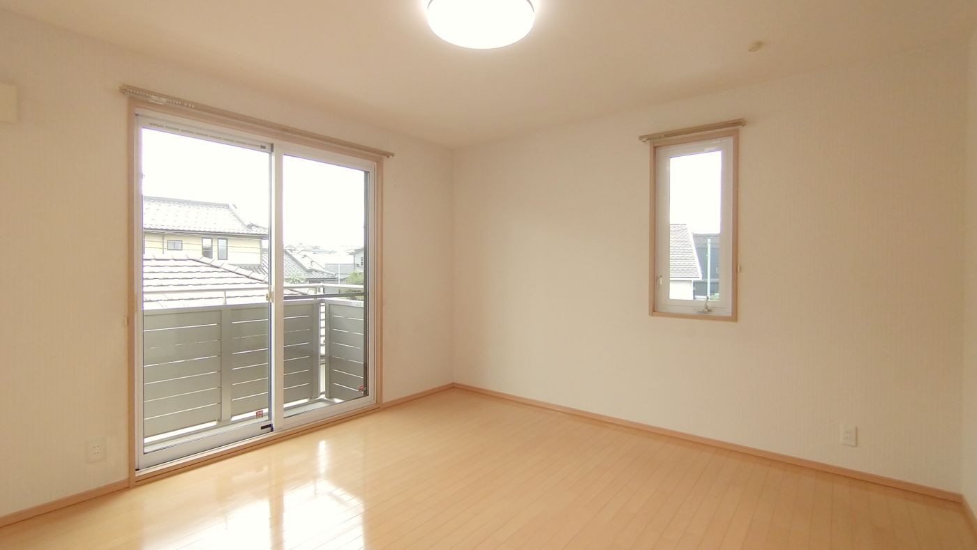 主寢室　2024年10月撮影