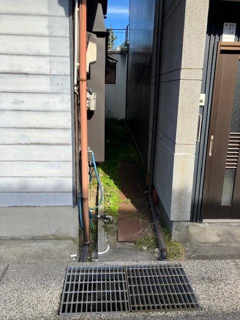 東側(cè)隣地境界